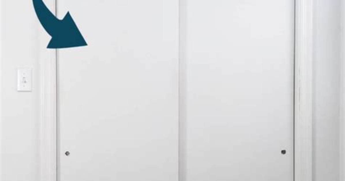 How to Change Sliding Closet Doors to Swing