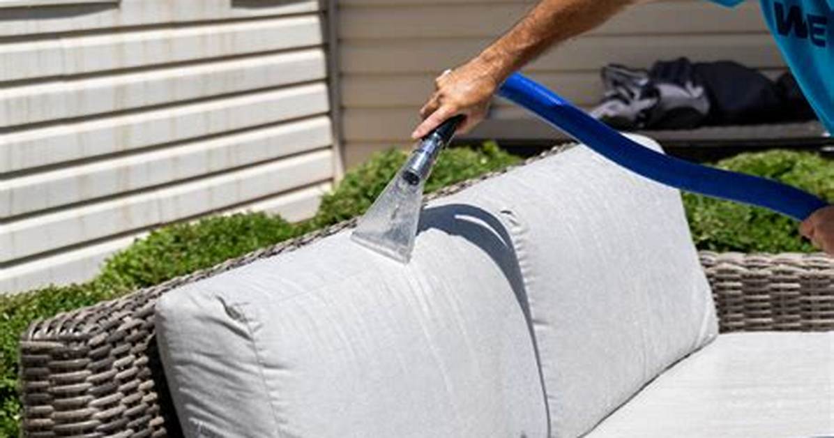 How to Clean an Outdoor