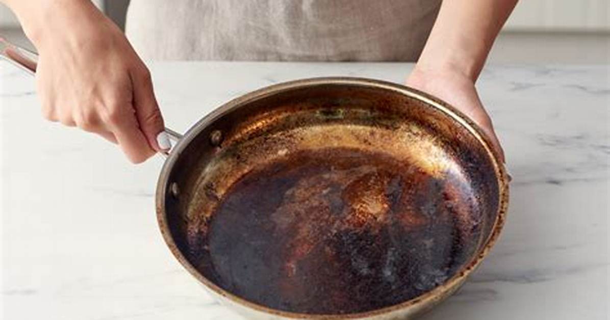 How to Clean Burned Food from an Oven