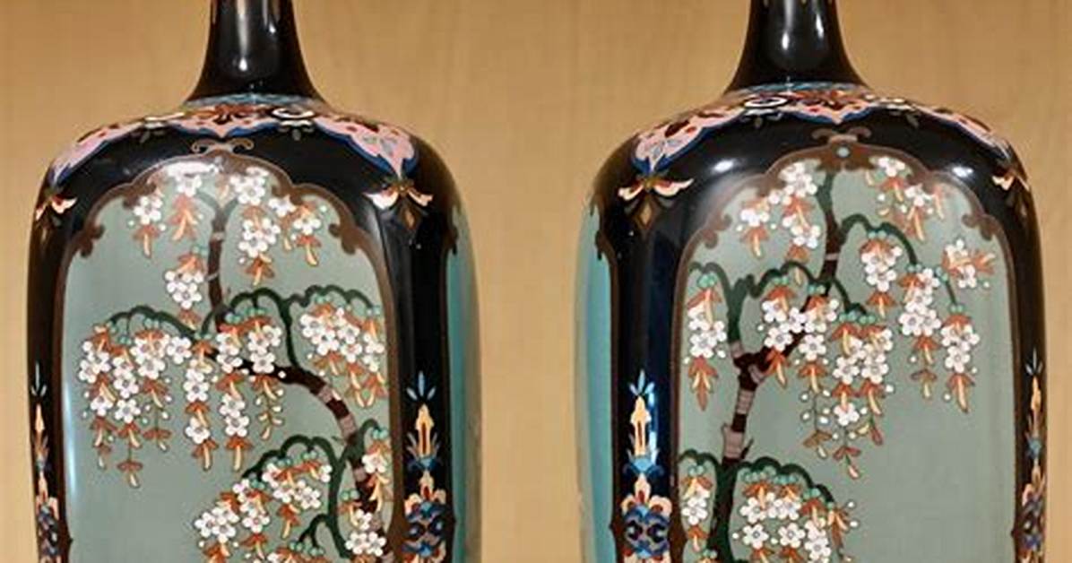 How to Clean Cloisonne Vases