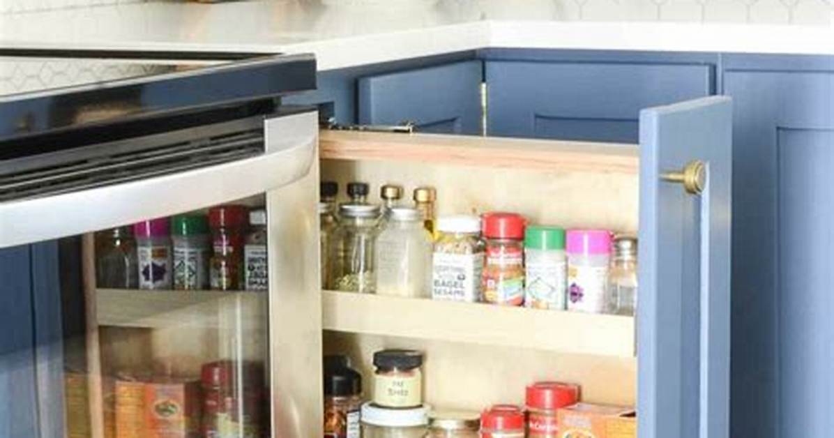 How to Cut out a Kitchen Cabinet Door to Put Glass in It