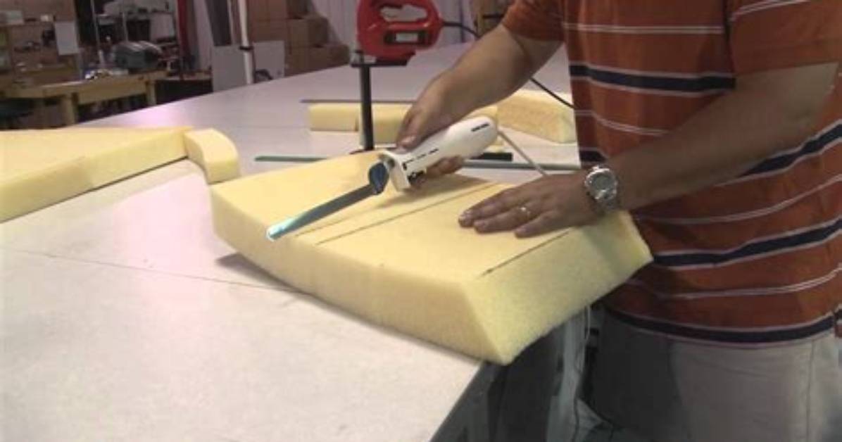 How to Cut Polyurethane