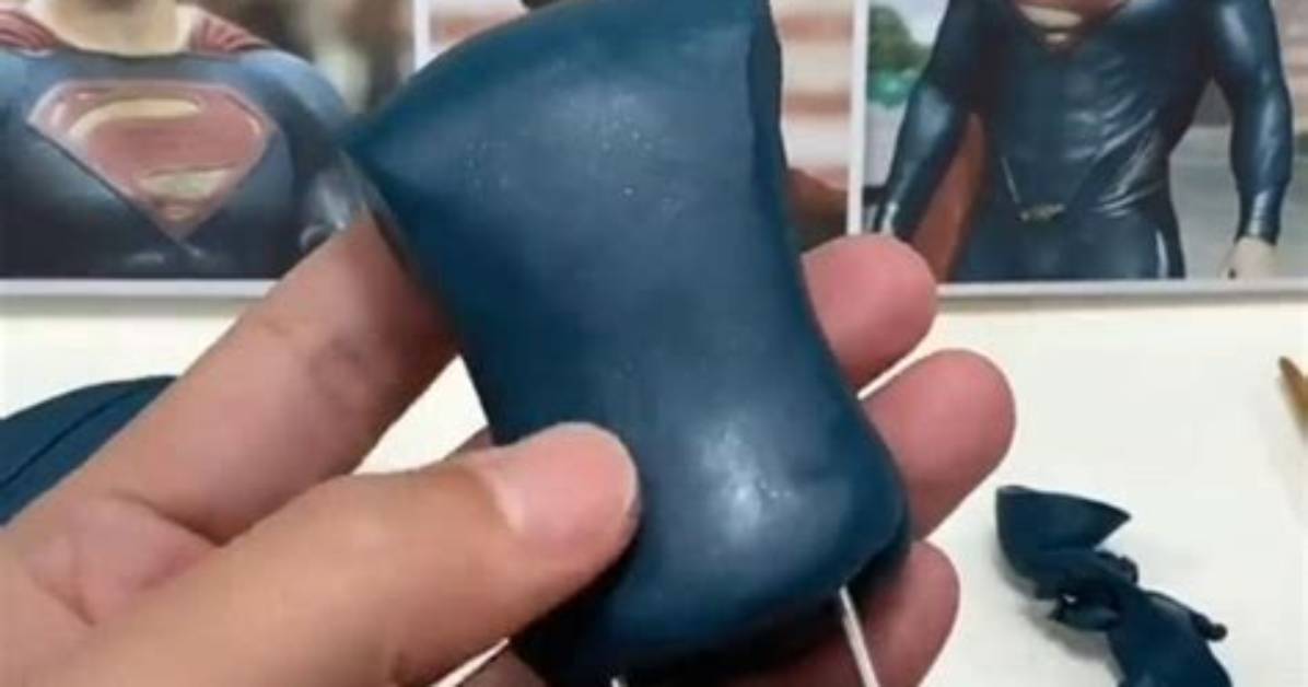 【How-To】How to Make a Superman Costume
