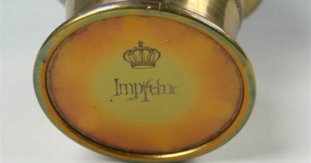 How to Identify an Imperial Glass