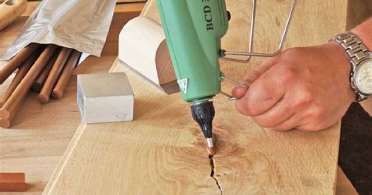 How to Repair Wood Swivel