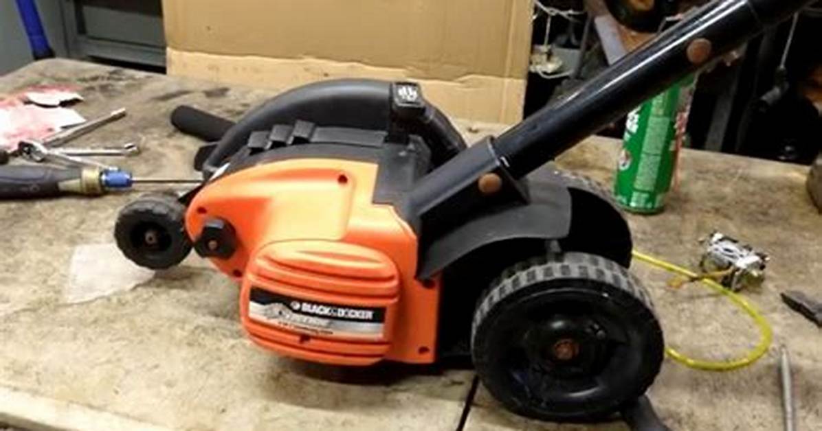 How to Replace a Black & Decker Edger Replacement Blade