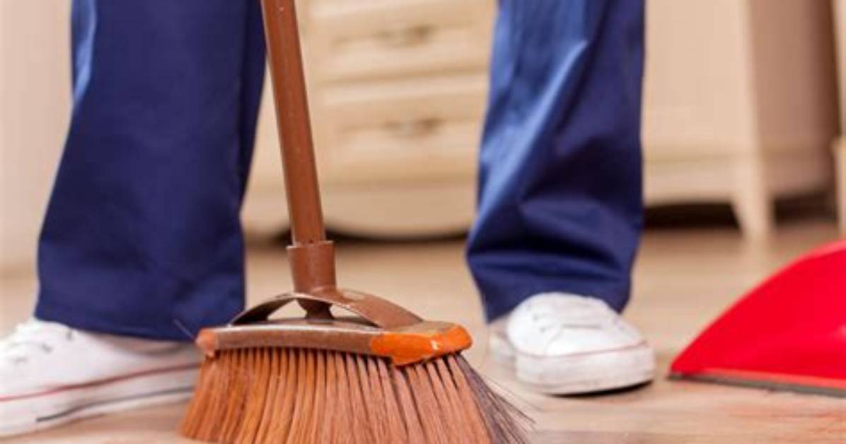How to Sweep with a Broom