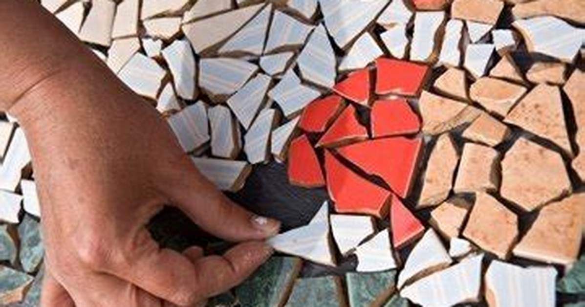 How to Turn Broken Ceramics into Art
