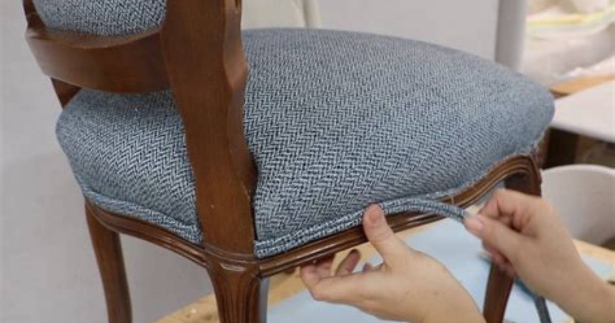 How to Upholster a Fixed