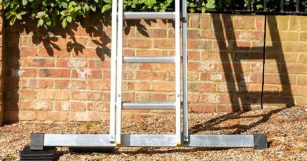 How to Work with Ladders on Uneven