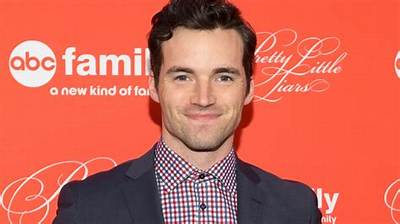 Ian Harding Net Worth