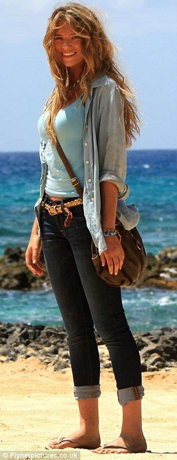 Indiana Evans: the Rising Star in the Entertainment Industry