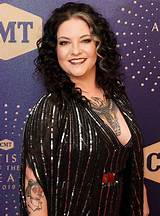 Is Ashley Mcbryde Married and Is She Related to Martina Mcbride?