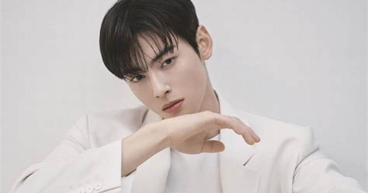 Is Astro's Cha Eun Woo in a Relationship? Find out the Truth Here