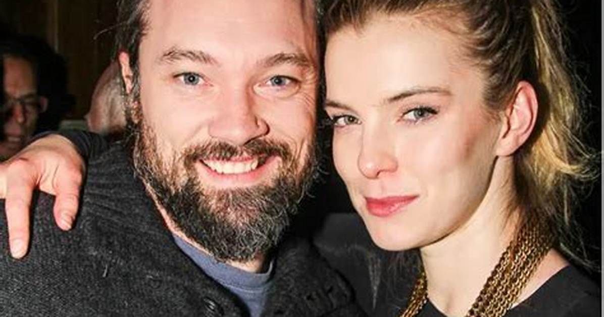Is Betty Gilpin Married? a Comprehensive Look at Her Personal Life and Career