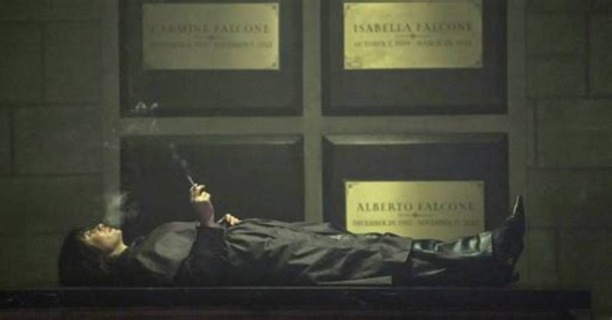Is Cristin Milioti a Smoker? Details Revealed