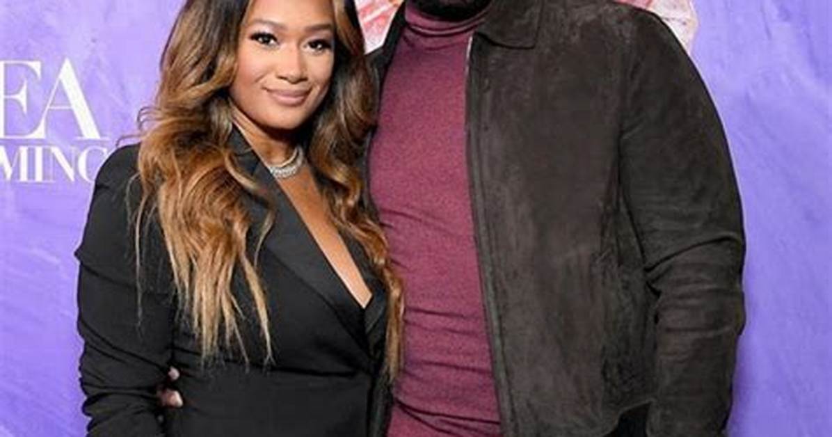 Is Crystal Hayslett in a Relationship