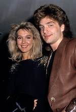 Is Cynthia Rhodes Still Happily Married?
