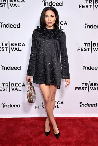 Is Jurnee Smollett Net Worth More Than $2 Million? Age & Husband