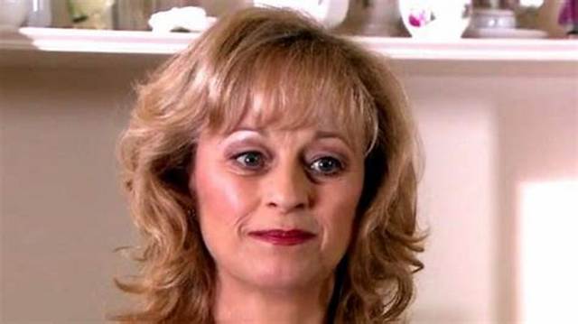 Is Lizzy Mcinnerny Married? Everything to Know About the Actress from the Cast of Back to Life