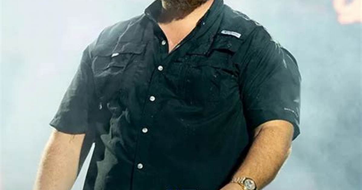 Is Luke Combs a Liberal? Exploring the Political Leanings of Country Music's Rising Star