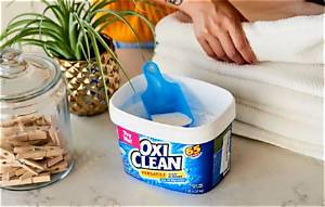 Is Oxiclean Like Baking Soda?