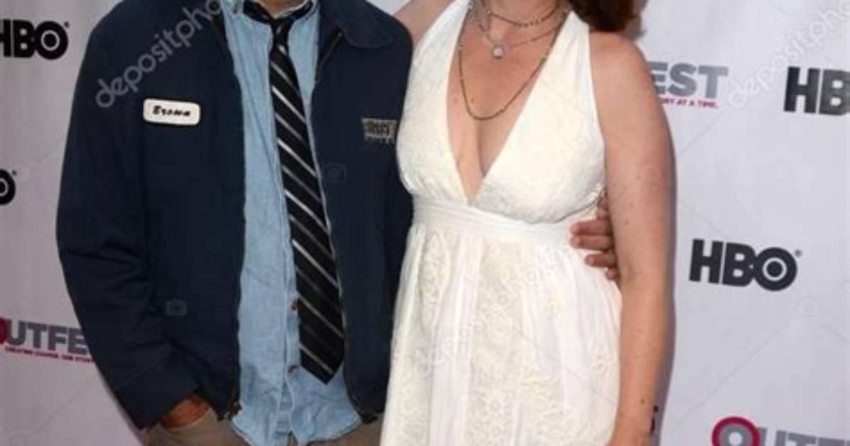 Is Robin Weigert Married Uncovering The