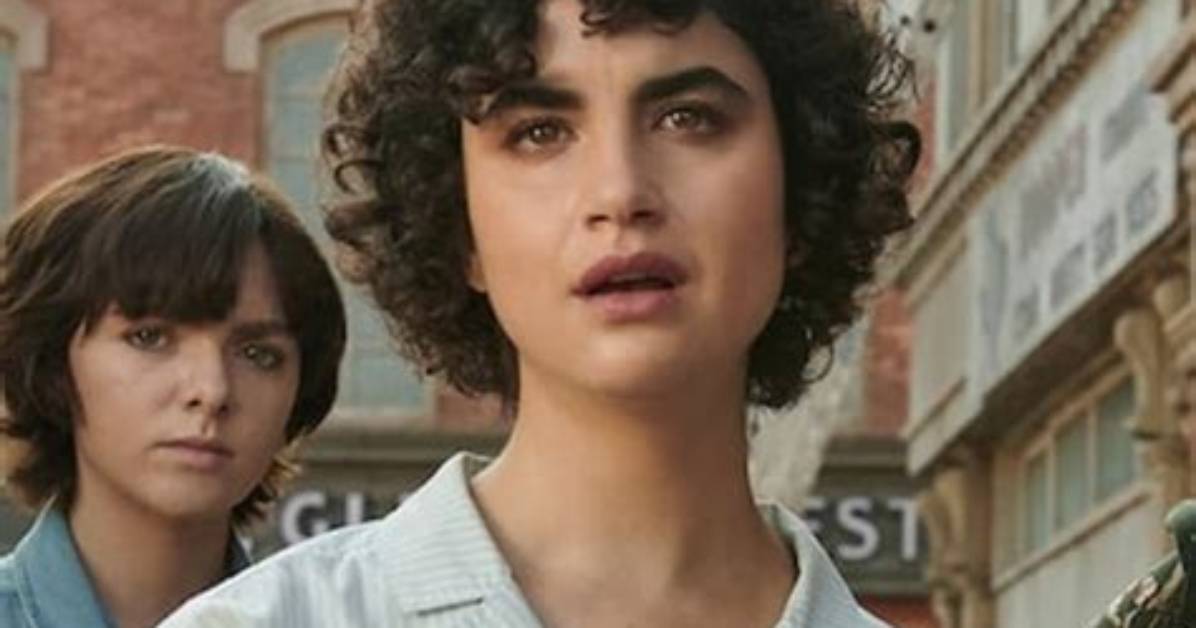 Is Sarah Yarkin Married Texas Chainsaw Massacre Netflix Actress Partner Details To