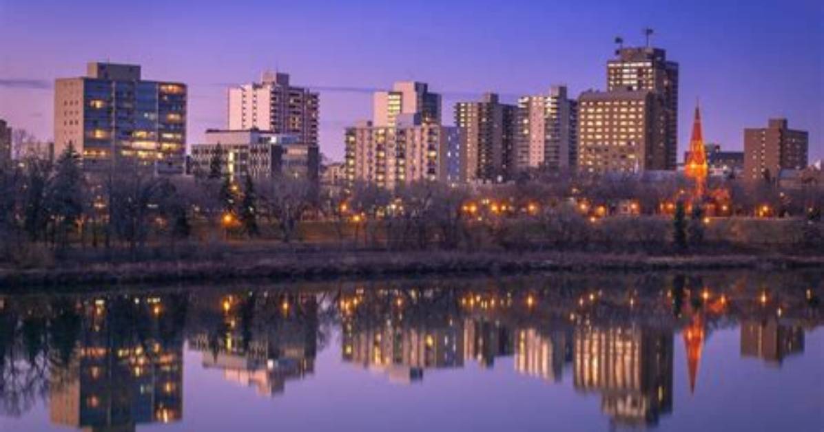 Is Saskatoon a Major City?