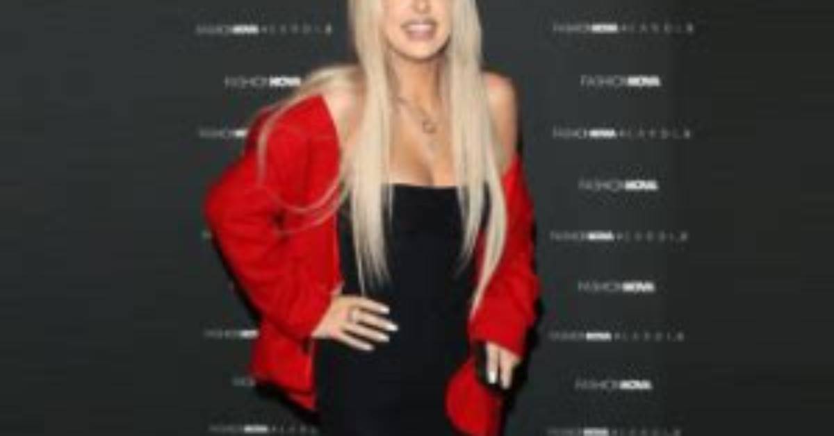 Is Tana Mongeau Pregnant 2023 Weight Gain And