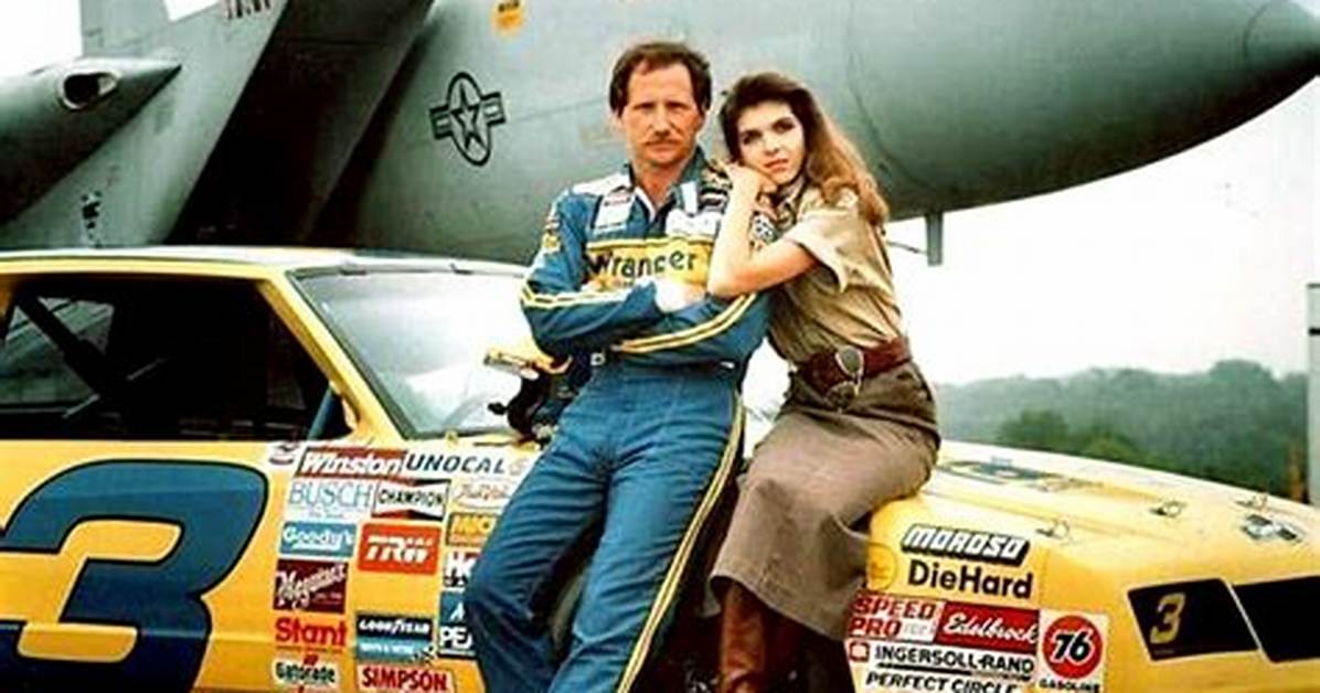 Is Teresa Earnhardt Married Her Bio Age Husband Boyfriend House and Net
