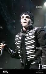 Is the Lead Singer of My Chemical Romance Married?