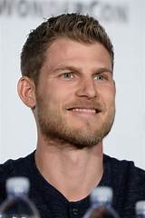 Is Travis Van Winkle Single? Who Is Travis Van Winkle's Partner?