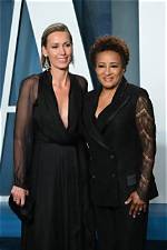 Is Wanda Sykes Pregnant in 2022? Her Beautiful Family Photos Explored