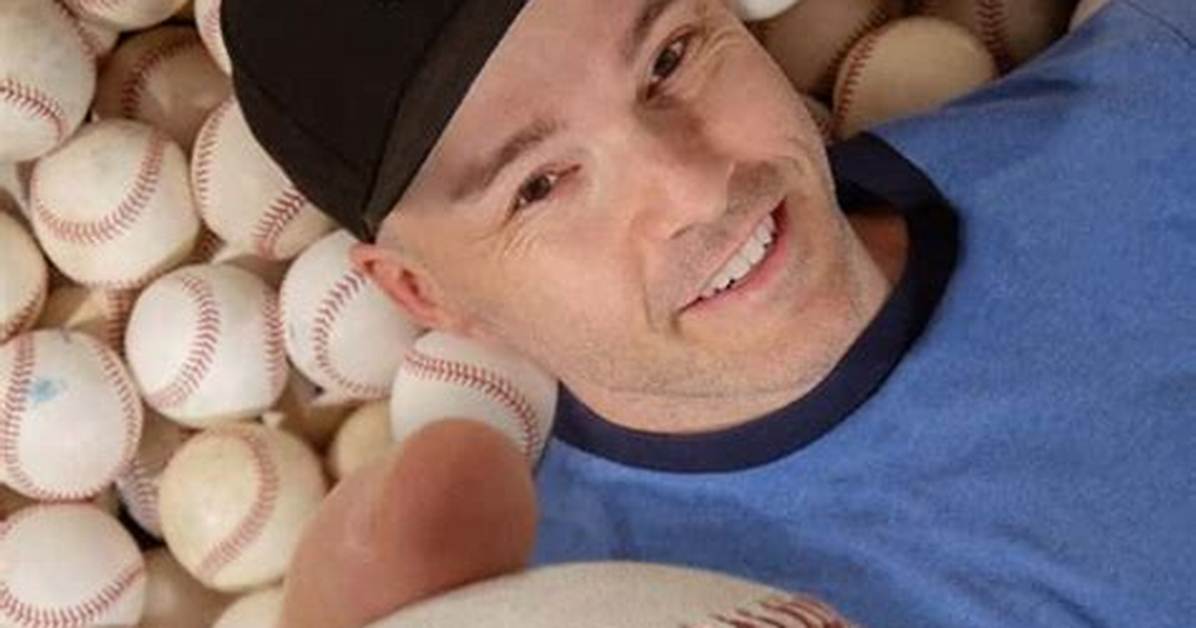 Is Zack Hample Married? Bio, Age, Wife, Net Worth, Height
