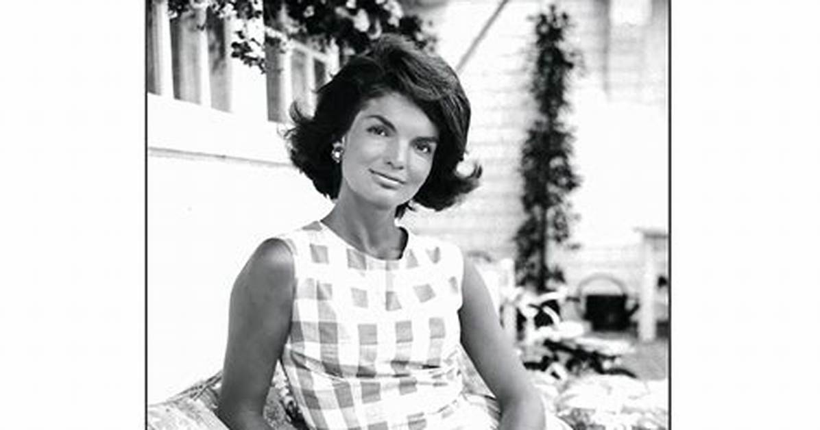 Jackie Onassis: a Life of Grace, Style, and Influence That Left an Indelible Mark