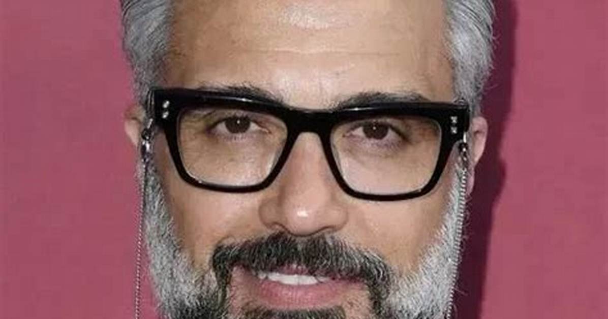Jaime Camil Bio, Wiki, Age, Parents, Wife, Songs, and Net Worth