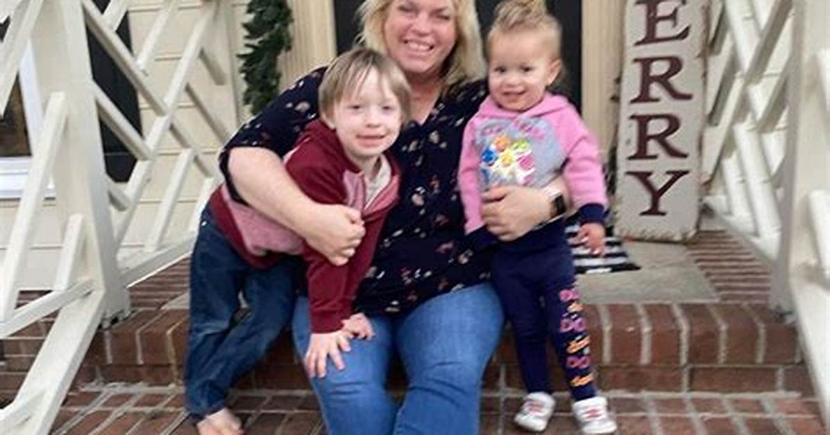 Janelle Brown's Children: Meet the Family!
