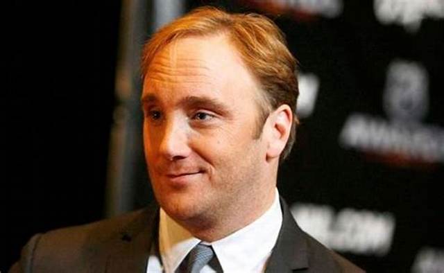 Jay Mohr Bio, Wiki, Age, Net Worth, Wife, Jeanie Buss, Movies, Podcast, Tv Shows, Snl and 2020