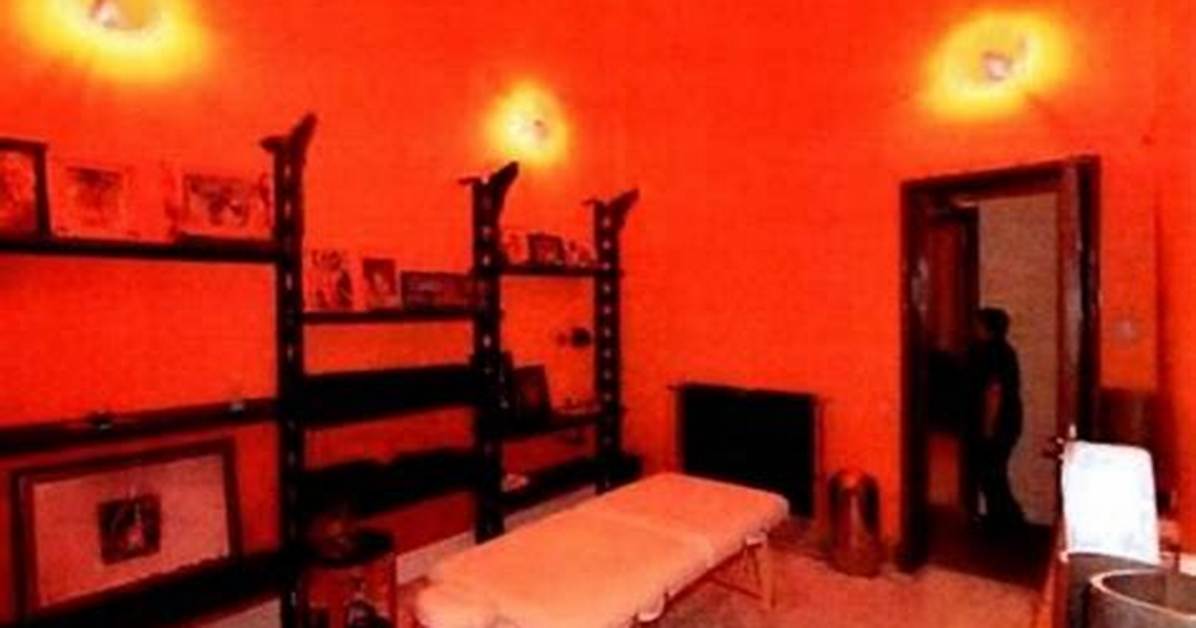 Jeffrey Epstein S Parisian Pied a Terre Sold to Bulgarian Businessman for Approximately 10