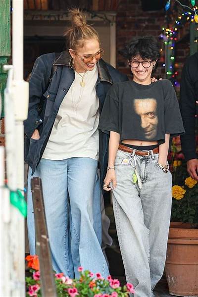 Jennifer Lopez's Daughter's Transition: Emme's Muñiz's Journey
