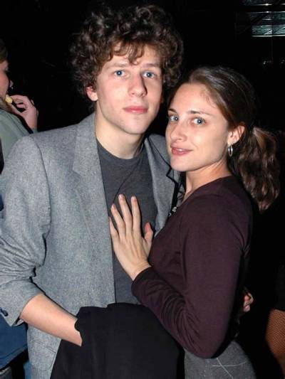 Jesse Eisenberg Girlfriend: a Comprehensive Look into the Actor's Love Life