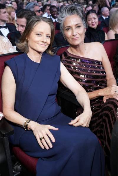 Jodie Foster: Is She Married?