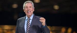 John Maxwell's Speaking Fee: Behind the Scenes and What to Expect