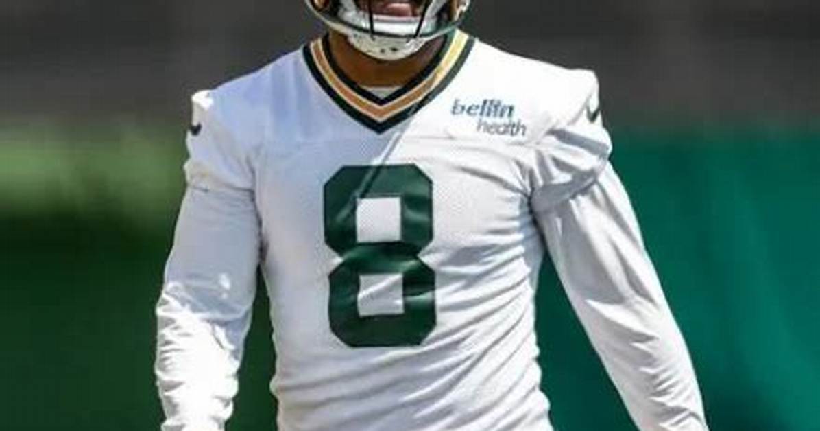 Josh Jacobs Height Weight Net Worth Age Birthday Wikipedia Who