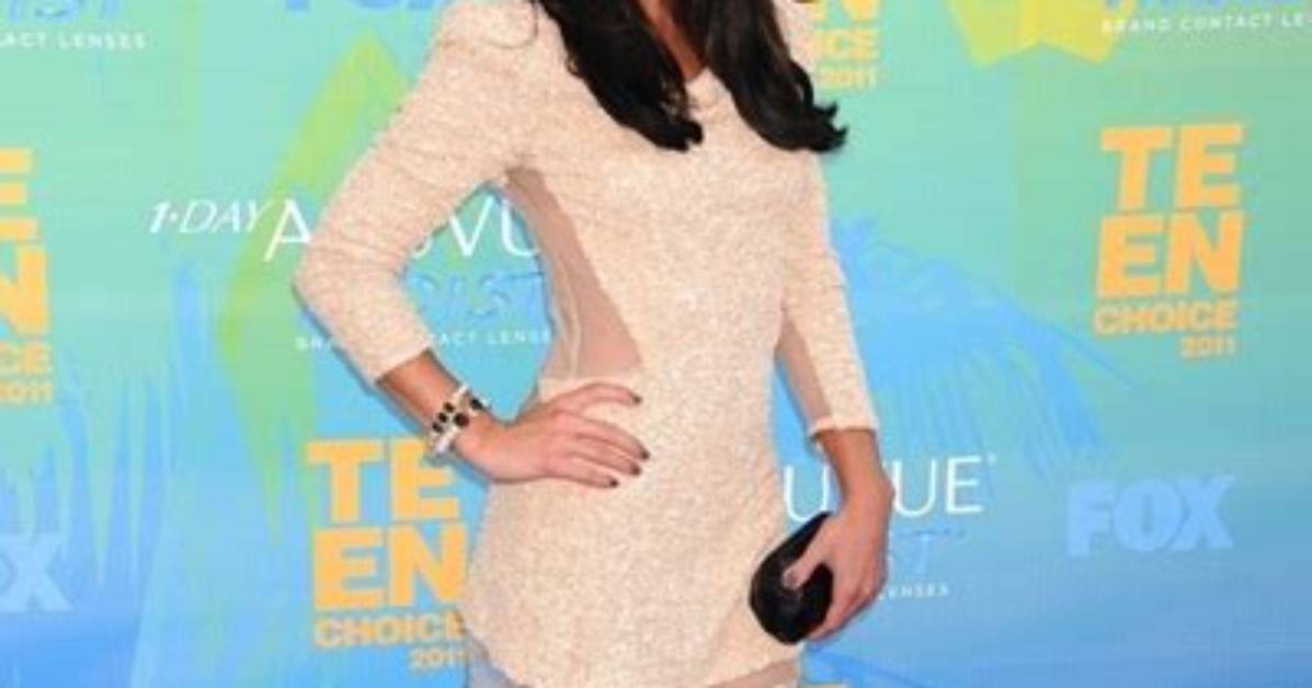 Josie Loren Height, Weight, Body Measurements, Bra Size, Shoe Size