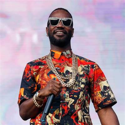 Juicy J: the Musical Icon and His Remarkable Journey