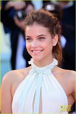 Juliana Palvin: a Rising Star in the Entertainment Industry