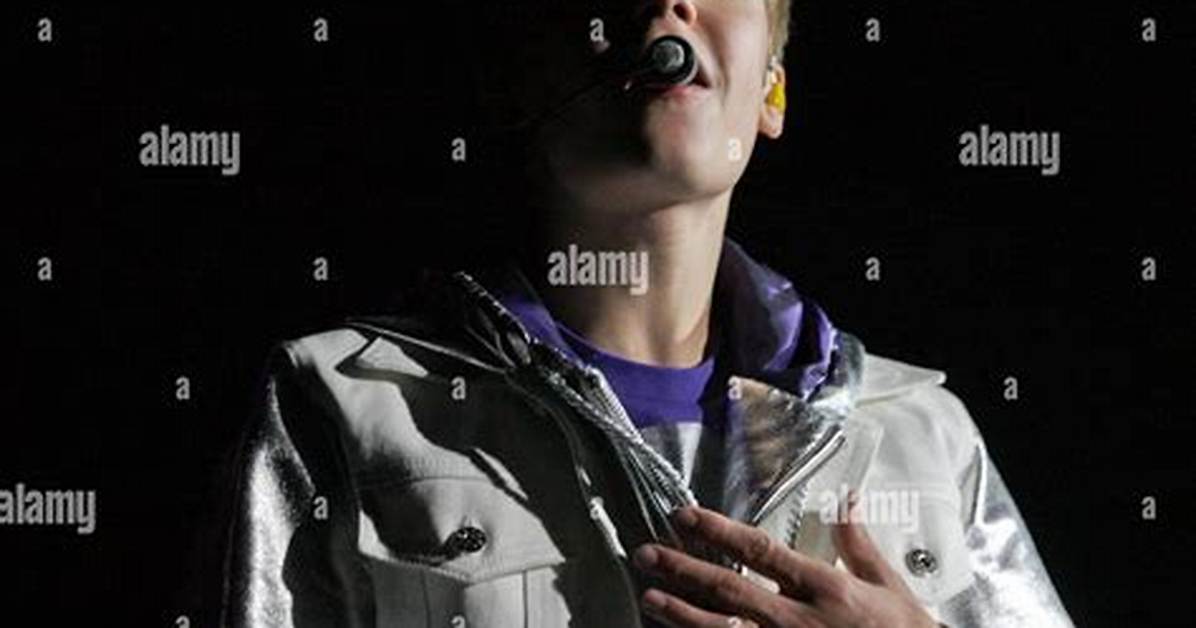 Justin Bieber: the Teenage Heartthrob's Rise to Fame