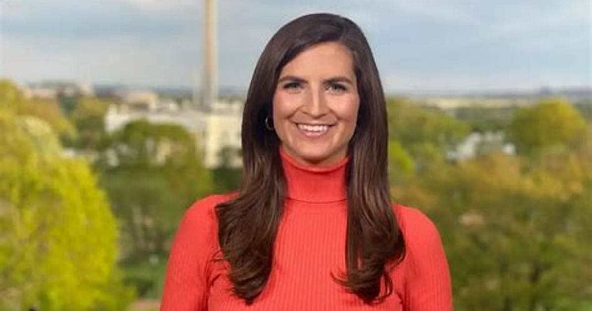 Kaitlan Collins Height Weight
